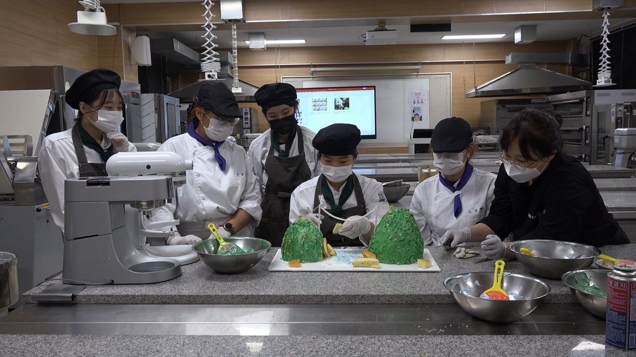 2022 산학협력 취업패키지 글로컬 팀 프로젝트[제과] 2.jpg