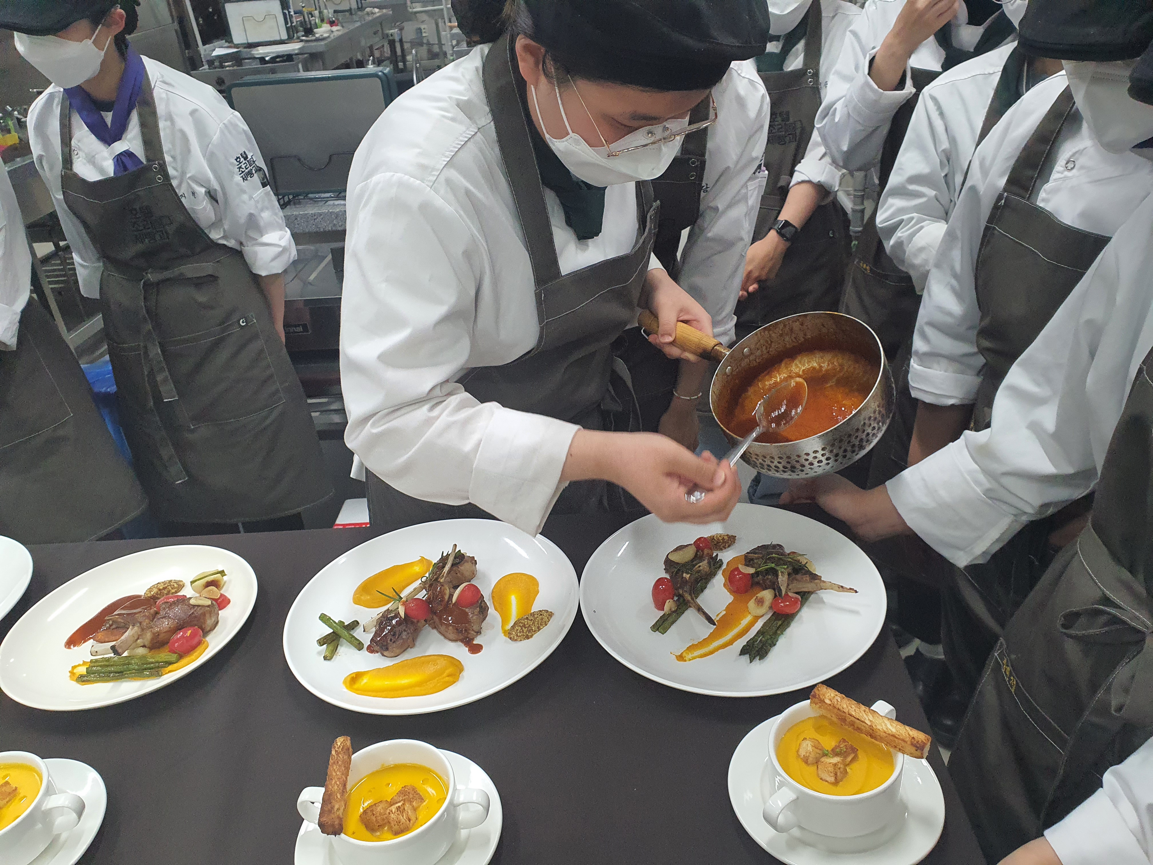 2022.05.09 소노캄 양준영쉐프 3.jpg