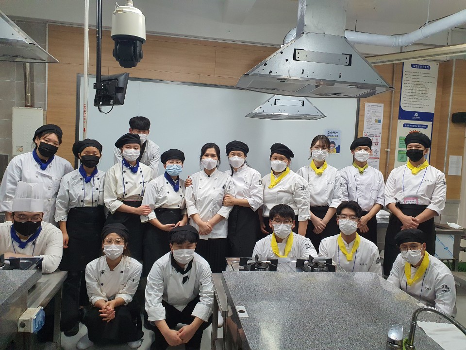KakaoTalk_20200917_180336536_06.jpg