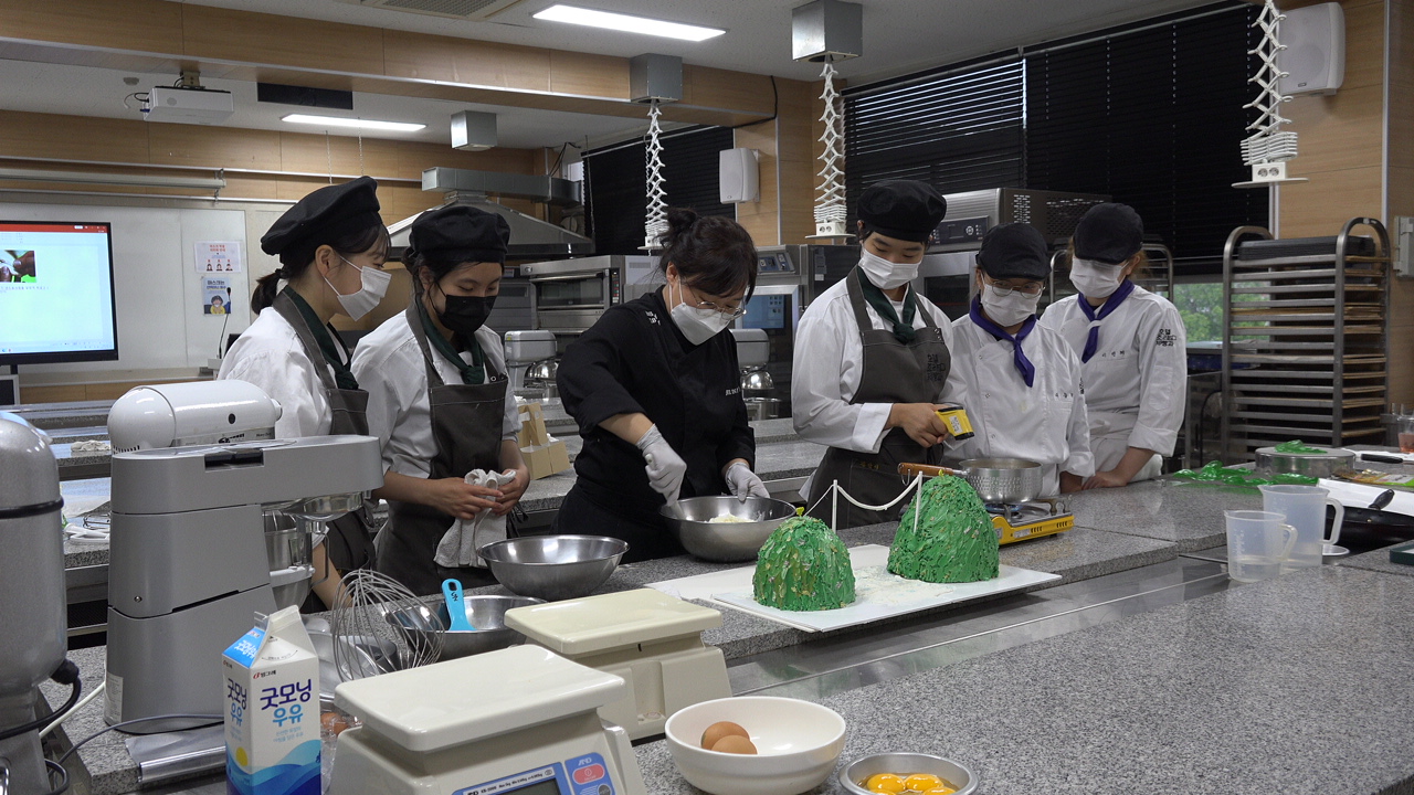 2022 산학협력 취업패키지 글로컬 팀 프로젝트[제과] 5.jpg