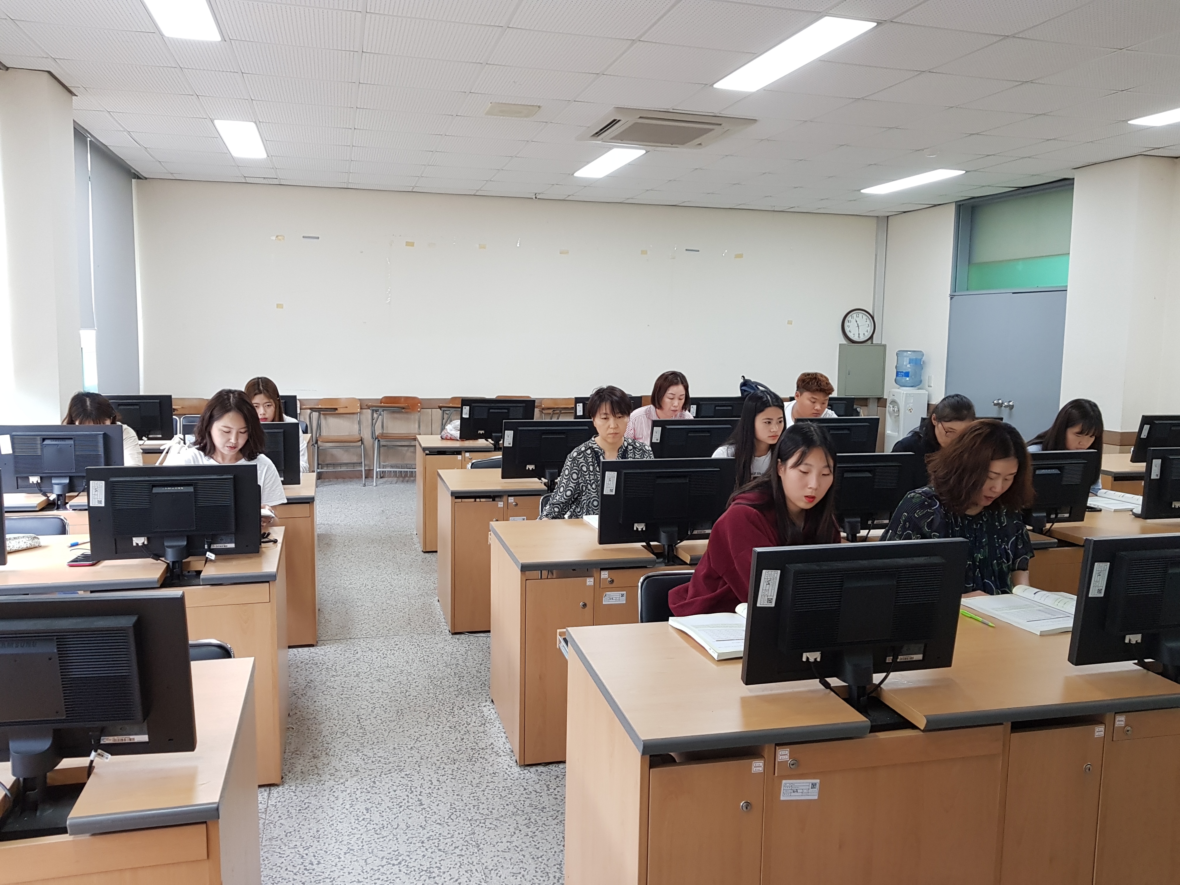 사회복지과 여름방학 특강.jpg