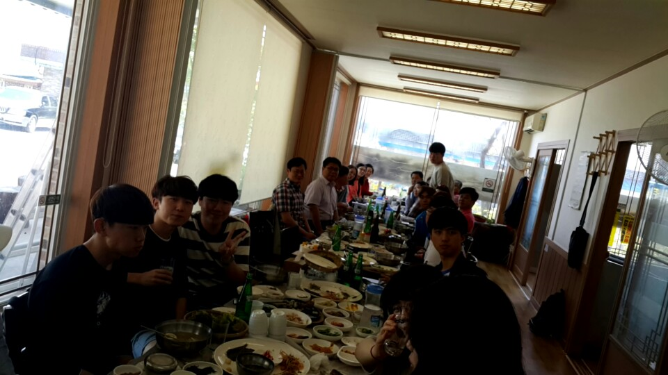 스승의 날 행사 식사.png