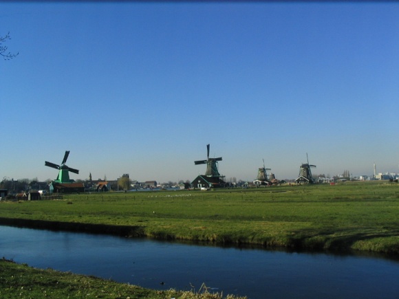 잔세스칸스 풍차마을.jpg