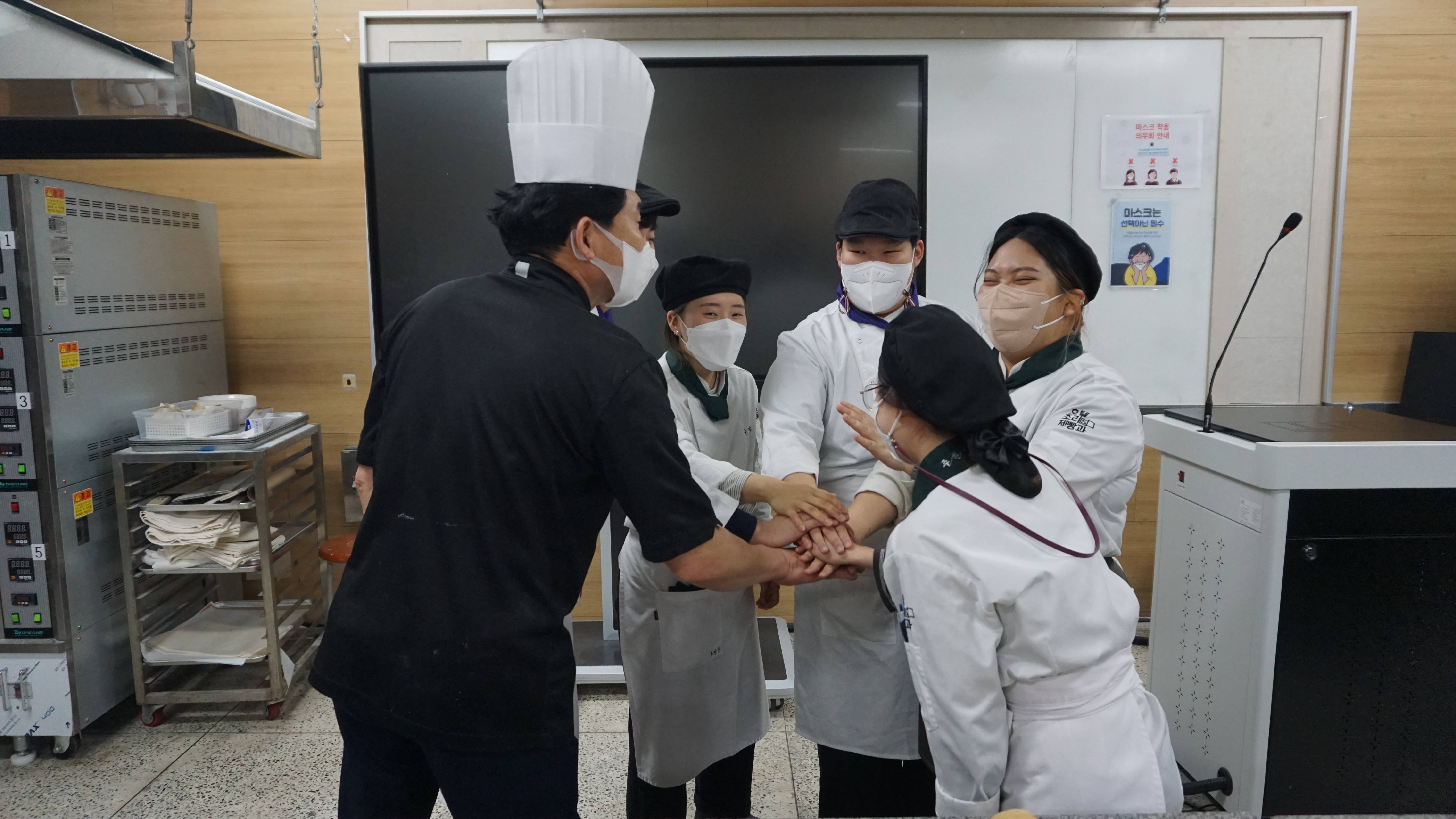 레팀프로젝트[제빵 빵빠레 3.jpg