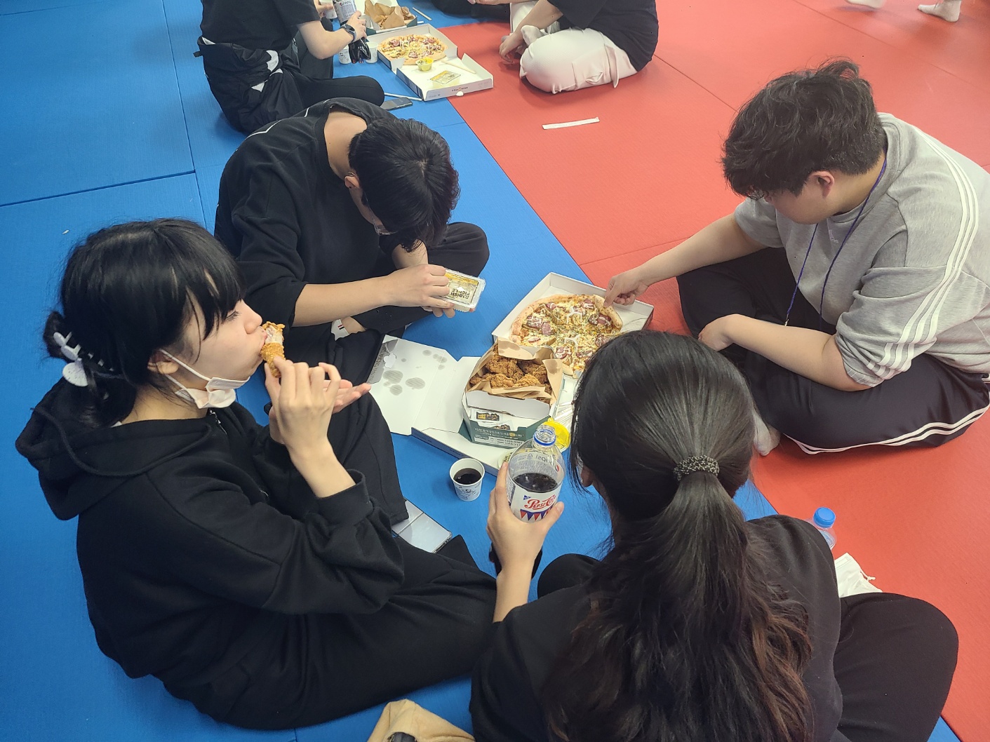 KakaoTalk_20230330_142125740_06 (1).jpg